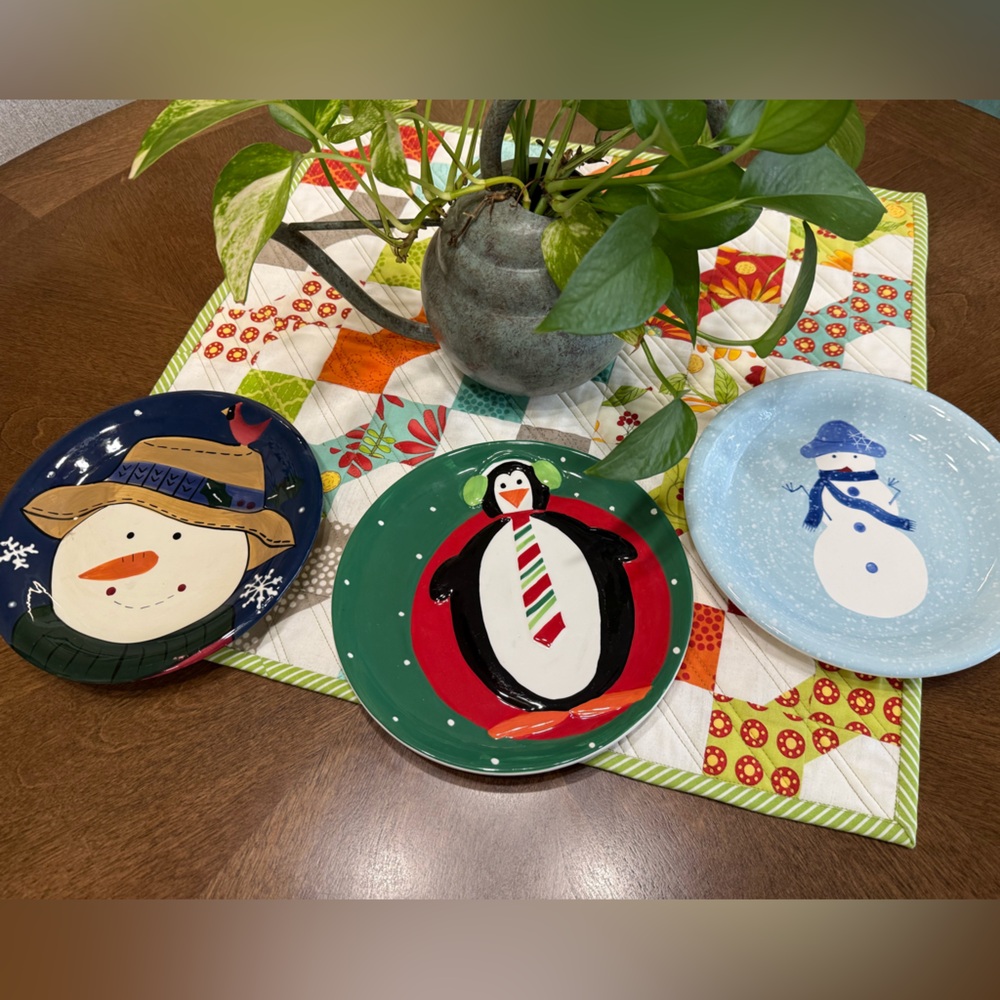 Festive Holiday Plate Set with Snowman and Penguin Designs